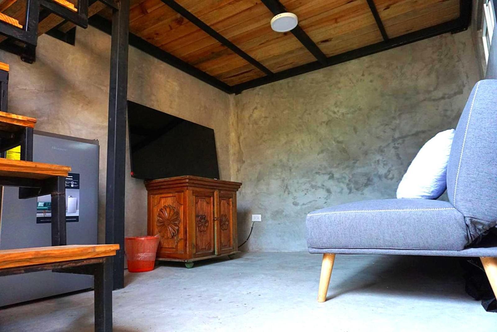 Green Belly Surf Hostel El Paredón Buena Vista 외부 사진